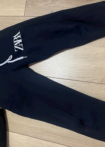 Zara 8 Yaş