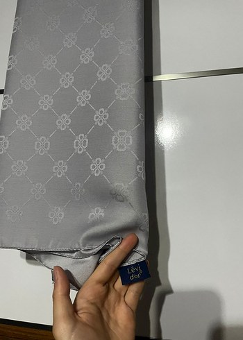 Gri Kadın Drape Saten Şal - Görsel 2