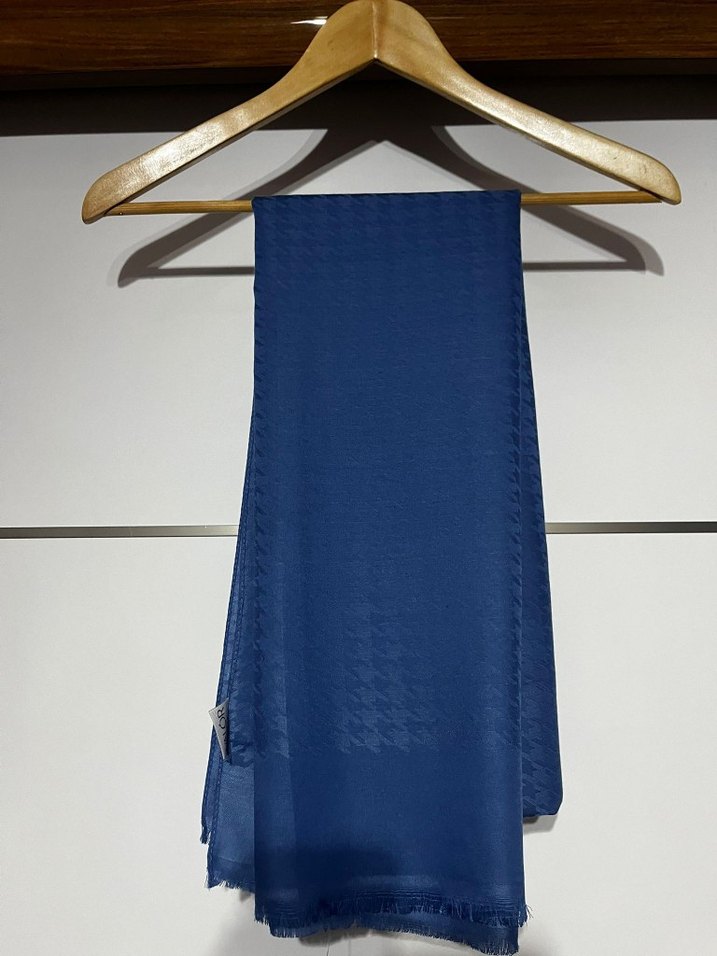 Kadın Kahverengi Dökümlü Şal - Görsel 2