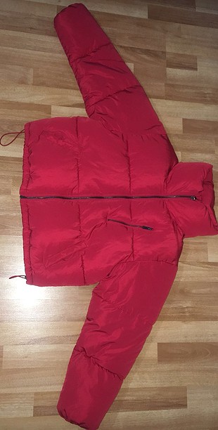 s Beden kırmızı Renk Mont bershka