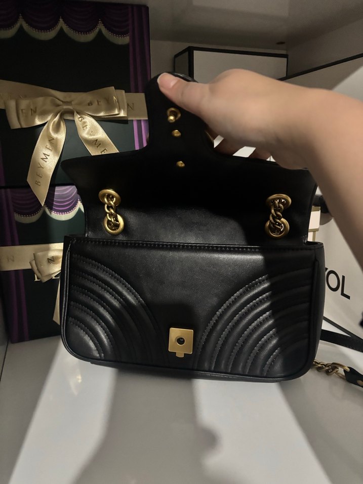 Siyah Deri Zincirli Kadın Çanta - Görsel 4