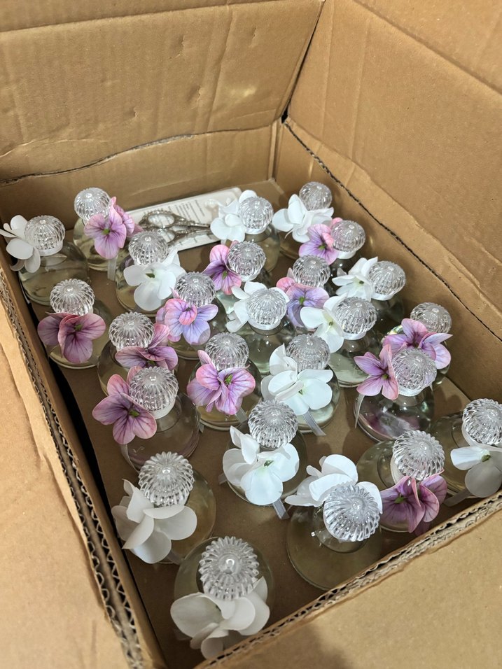 Çiçekli Cam Parfüm Şişeleri - Görsel 3