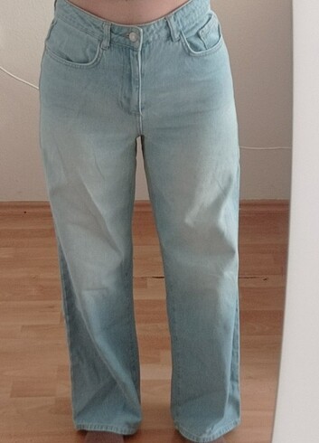 Wide Leg Jean