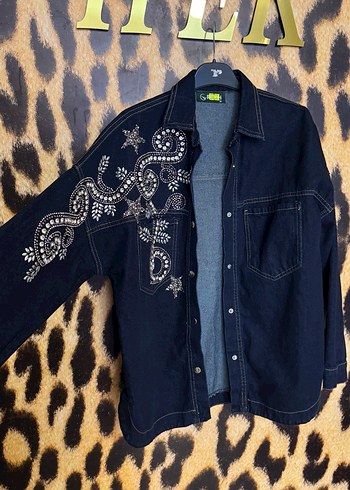 Kadın Lacivert Sağ Kol Taşlı Tasarım Kot Ceket - Görsel 2