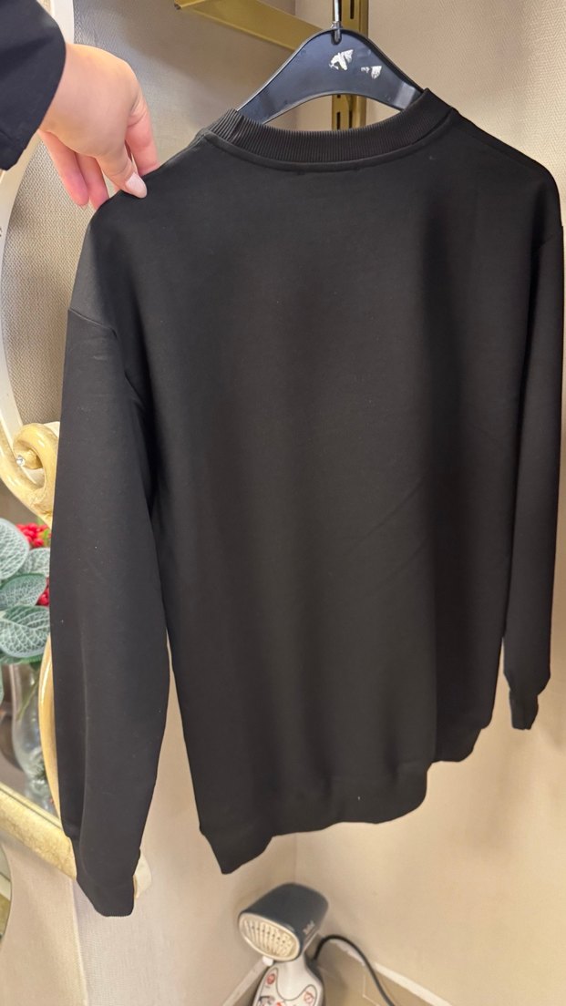 Siyah Taşlı Guess Kadın Sweatshirt - Görsel 2