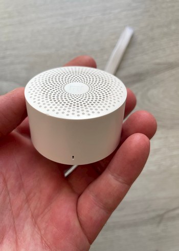 Beyaz Xiaomi Bluetooth Hoparlör sıfır sayılır - Görsel 2