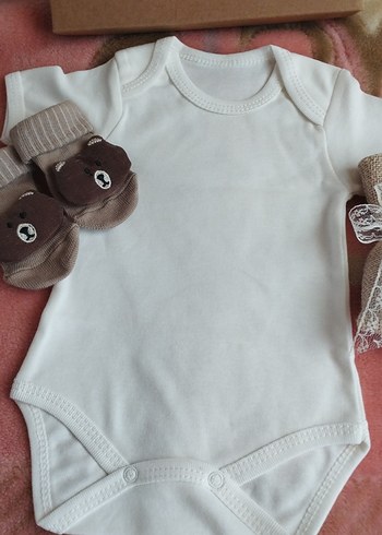 Beyaz Kısa Kollu Bebek Zıbını - Görsel 5