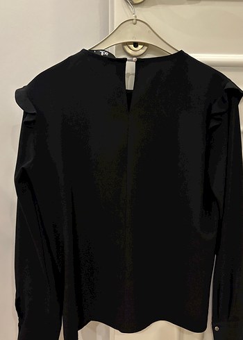 Siyah Fırfırlı Uzun Kollu Bluz - Görsel 3