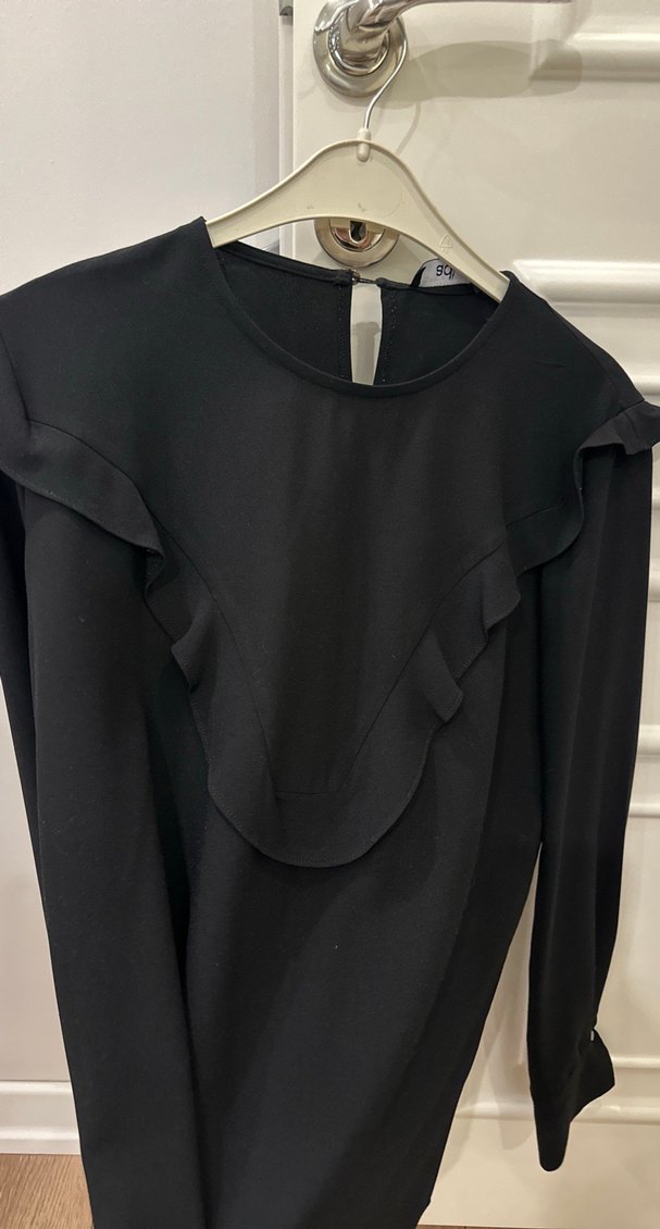 Siyah Fırfırlı Uzun Kollu Bluz - Görsel 4