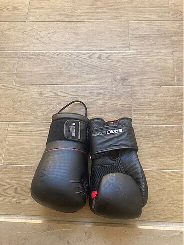 Outshock boks eldiveni decathlon ve bandaj