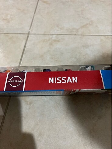  Beden Renk HOT WHEELS NİSSAN 5li SET