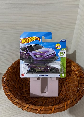 Mor Hot Wheels CUPRA e-RACER Oyuncak Araba