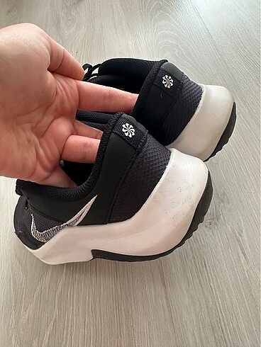 38,5 Beden siyah Renk Nike unisex spor ayakkabı (orjinal)