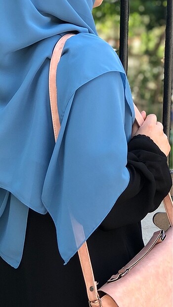 Şal eşarp