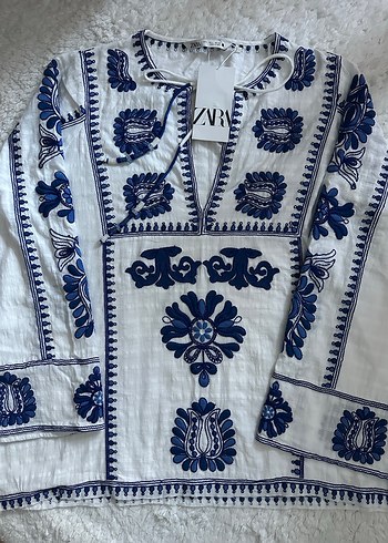 Uzun Kollu Nakışlı Zara Bohem Beyaz Bluz