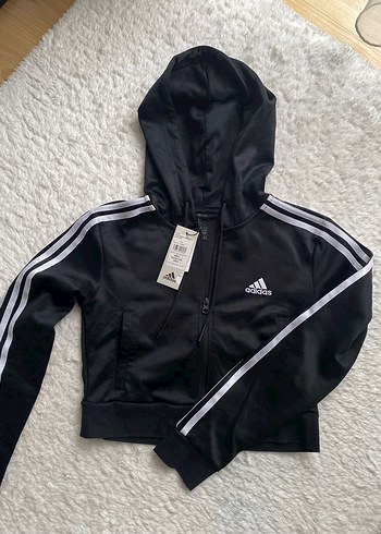 Adidas Siyah Kapüşonlu Fermuarlı Kadın Ceket
