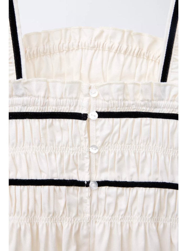 Beyaz Fırfırlı Nakışlı Mini Elbise - Görsel 4