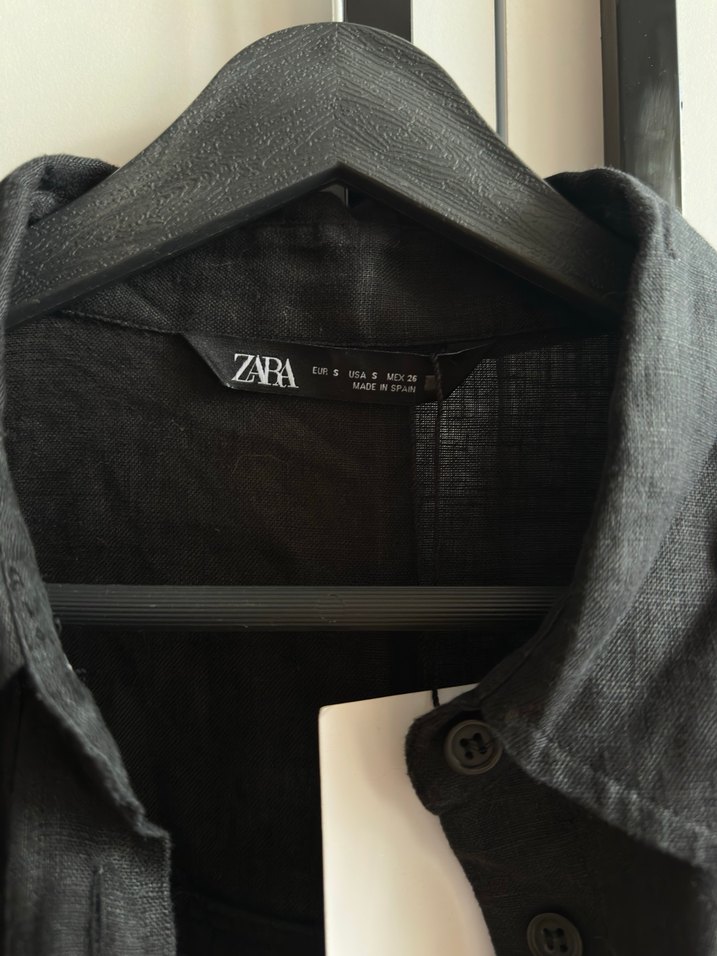 Siyah Keten Düğmeli Gömlek - Görsel 3