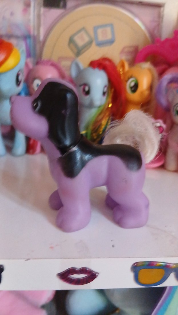 Mor ve Siyah Oyuncak Köpek - Görsel 3