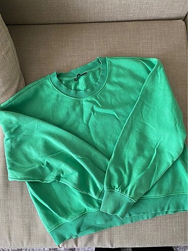 zara yeşil sweatshirt