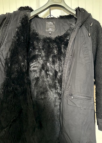 Siyah Kadın Kürk Detaylı Mont - Görsel 6