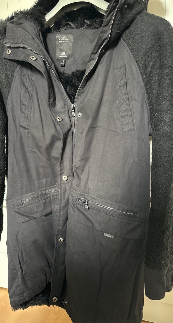 Siyah Kadın Kürk Detaylı Mont - Görsel 3