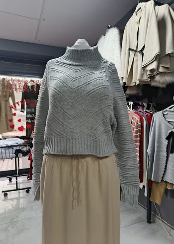 Gri Yüksek Yakalı Örgü Kadın Kazak - Görsel 2