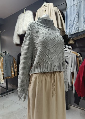 Gri Yüksek Yakalı Örgü Kadın Kazak - Görsel 3