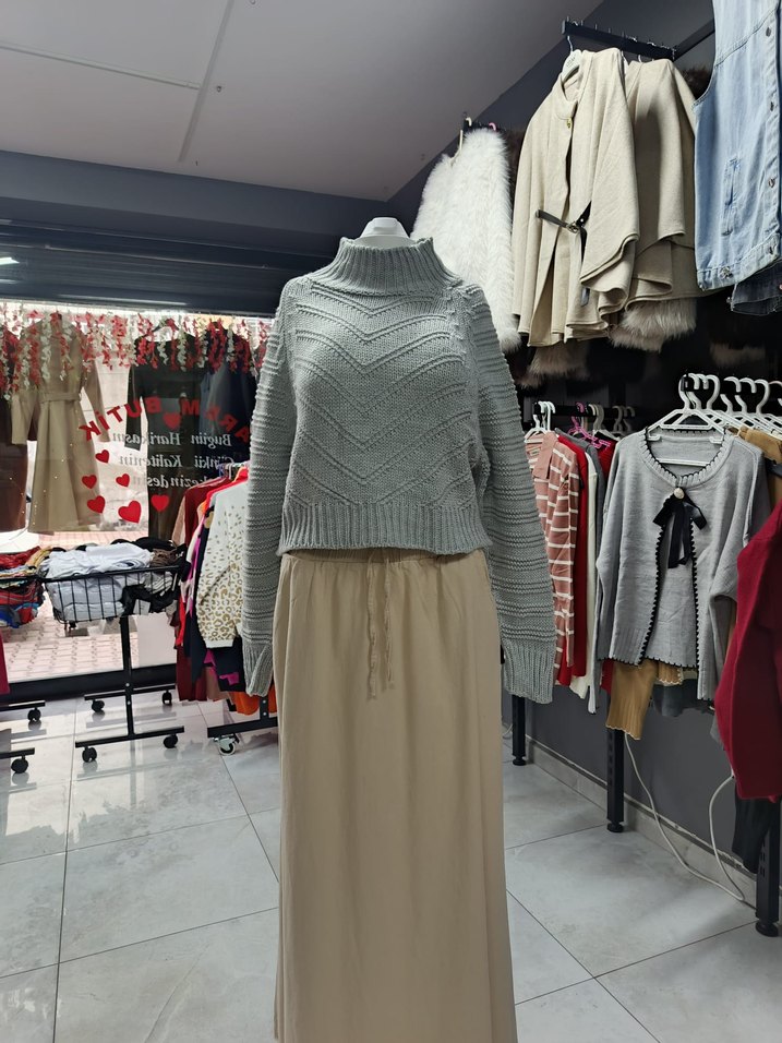 Gri Yüksek Yakalı Örgü Kadın Kazak - Görsel 4