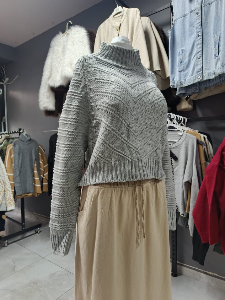 Gri Yüksek Yakalı Örgü Kadın Kazak - Görsel 3