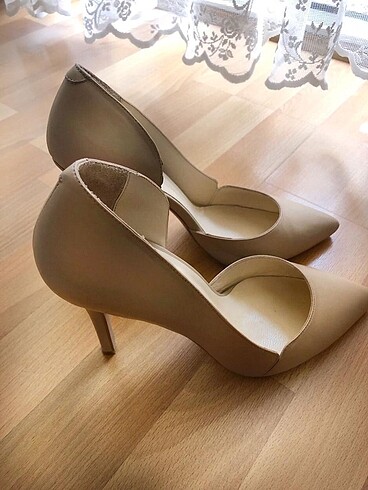 Bej Stiletto