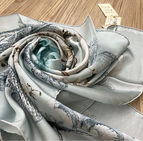 Armine Boutique eşarp