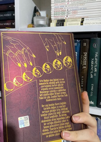 Beden Ekin S. Koch - HEkate'nin Kızları Roman