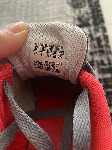 Adidas Orjinal Adidas