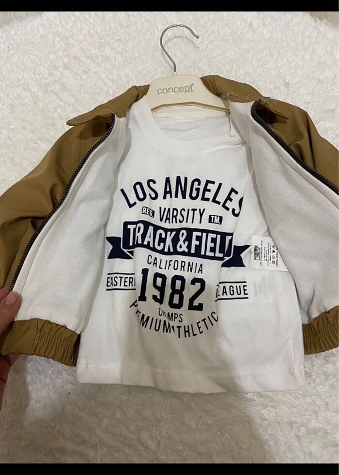 Yağmurluk tişört ikili takım - Görsel 3