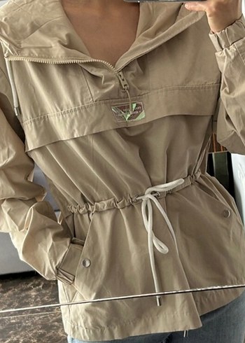 Bershka Kadın Kapşonlu Yağmurluk - Görsel 6
