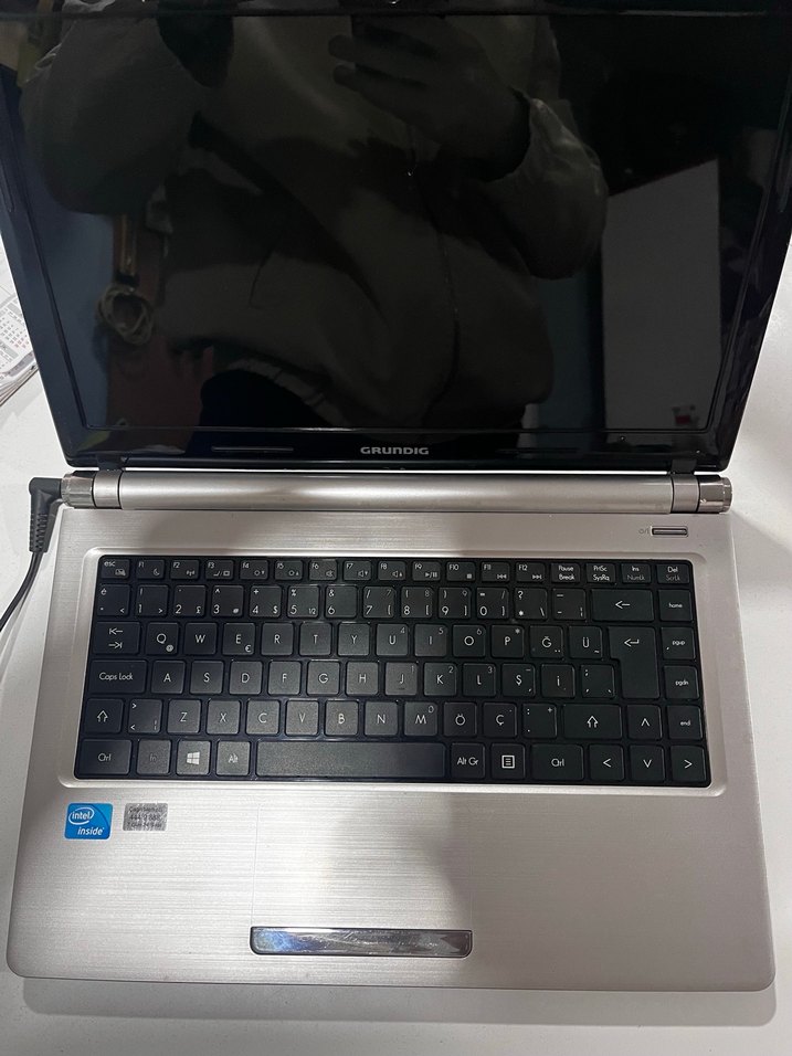 Grundig Laptop - Görsel 2