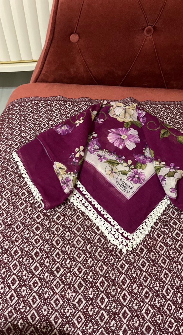 Bordo Dantelli Tığ İşi Tülbent - Görsel 2