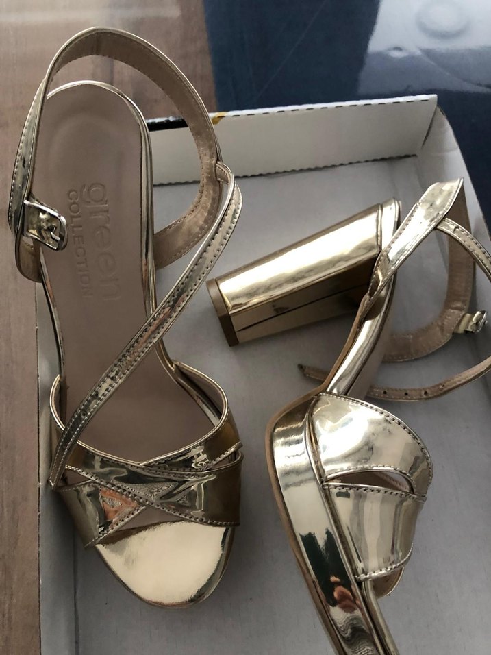 Parlak Altın Platform Topuklu Kadın Abiye Ayakkabı - Görsel 5