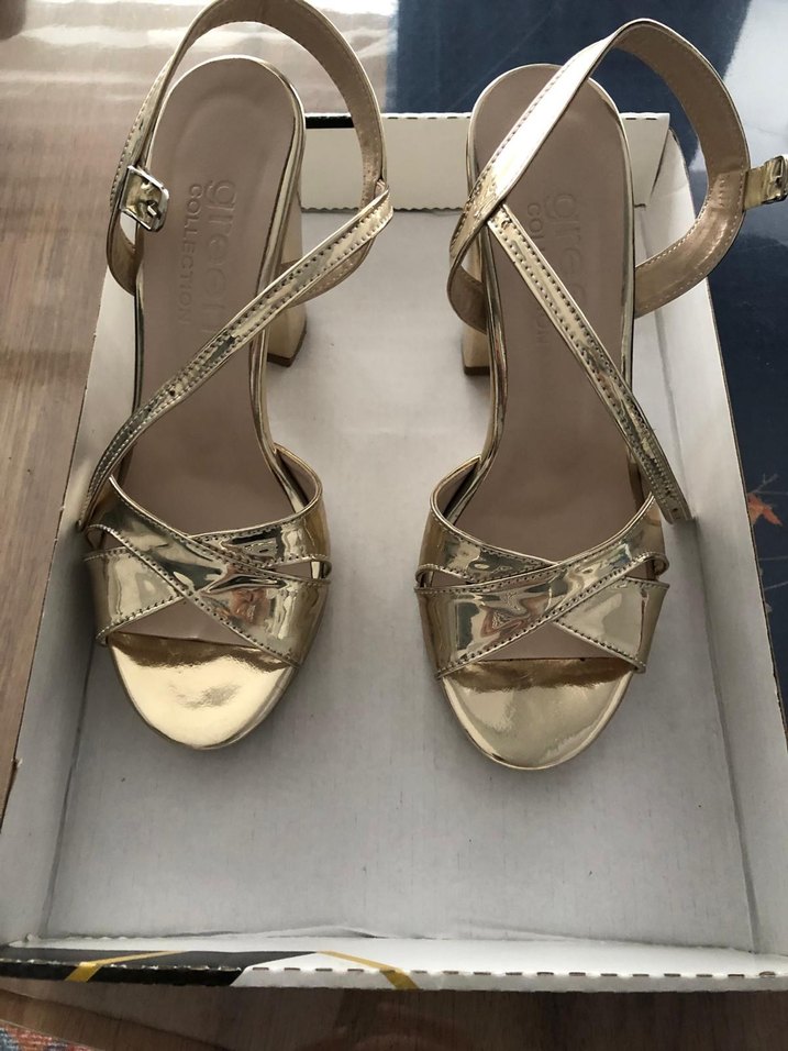 Parlak Altın Platform Topuklu Kadın Abiye Ayakkabı - Görsel 4