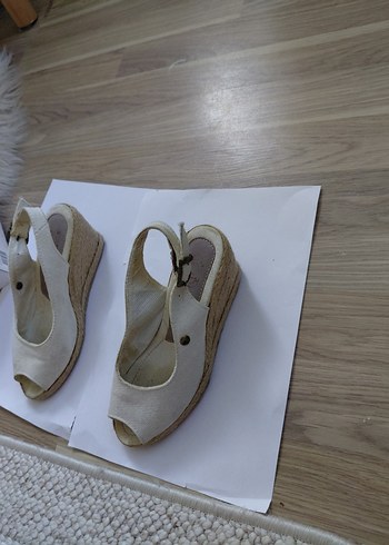 Kadın Beyaz Keten Dolgu Topuklu Sandalet - Görsel 3