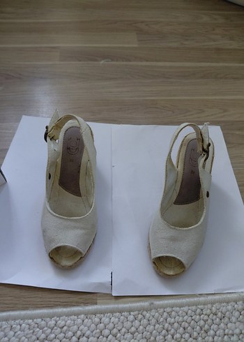 Kadın Beyaz Keten Dolgu Topuklu Sandalet - Görsel 2