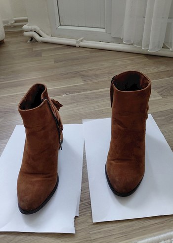 Püsküllü Kahverengi Nubuk Kadın Bot - Görsel 2