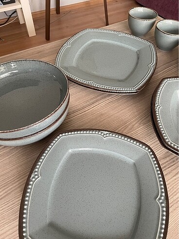 Beden yeşil Renk Madame coco iki kişilik yemek takımı sıfır kutulu