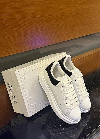 Alexander McQueen beyaz erkek spor ayakkabı 40-44 arası