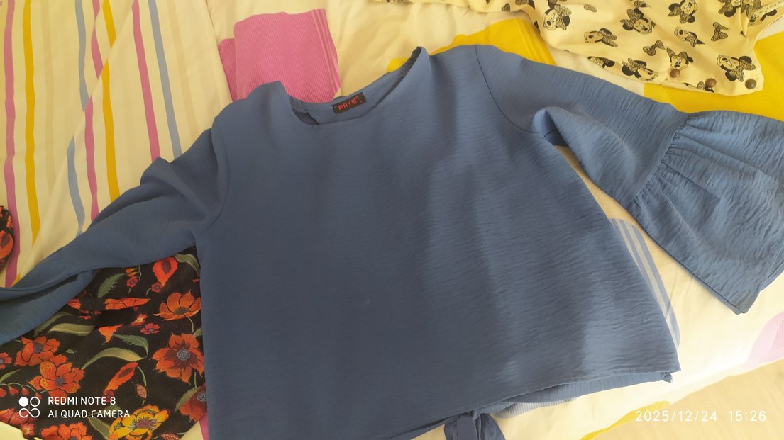 göbek ütü hoş bir mavisi olan bluz sırt dekolteli - Görsel 4