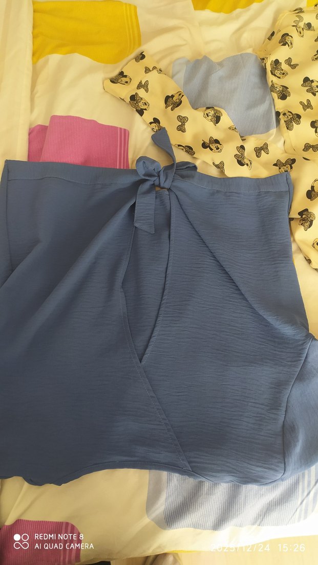 göbek ütü hoş bir mavisi olan bluz sırt dekolteli - Görsel 2