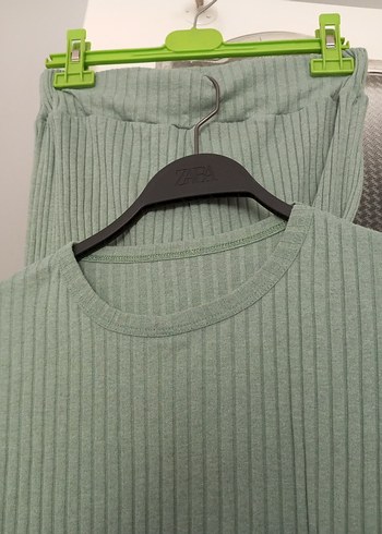 Yeşil V Yaka Kemerli Triko - Görsel 9