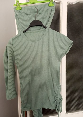 Yeşil V Yaka Kemerli Triko - Görsel 7