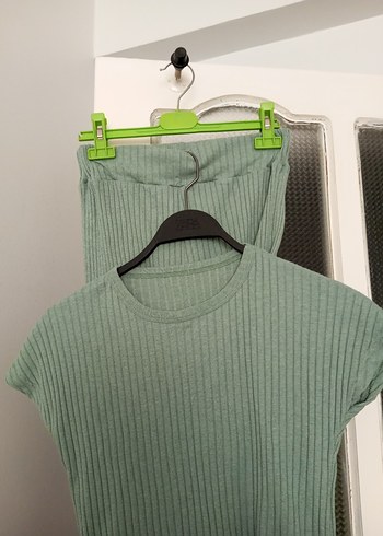 Yeşil V Yaka Kemerli Triko - Görsel 8